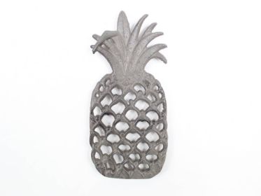 Cast Iron Pineapple Trivet 9" (Finish: Cast Iron)