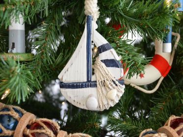 Wooden Rustic Sailboat Model with Seashells Christmas Tree Ornament (Color: Blue)